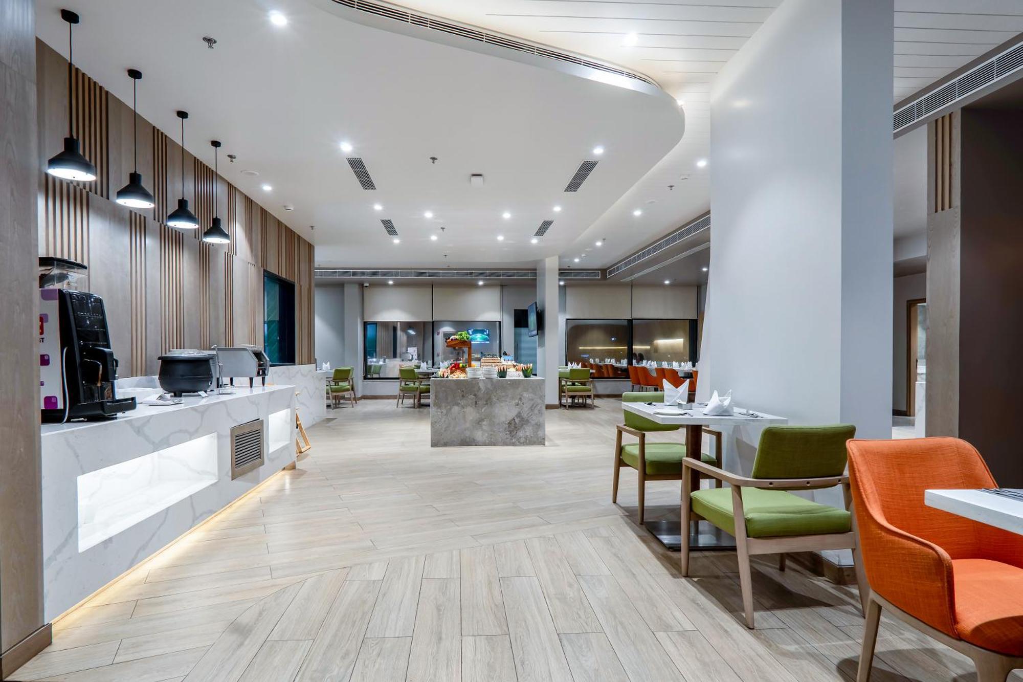 Holiday Inn Katra Vaishno Devi By Ihg Esterno foto