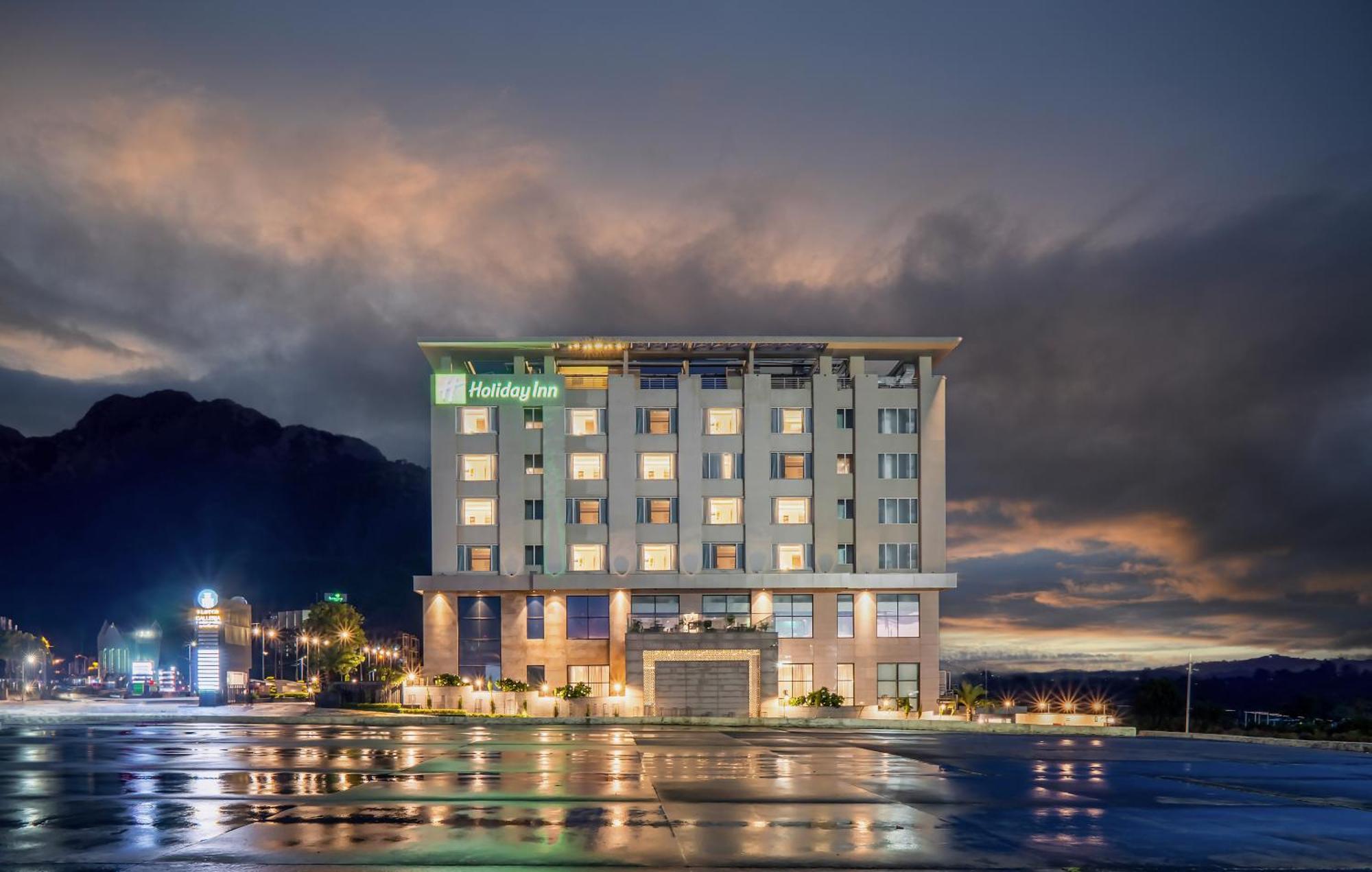 Holiday Inn Katra Vaishno Devi By Ihg Esterno foto