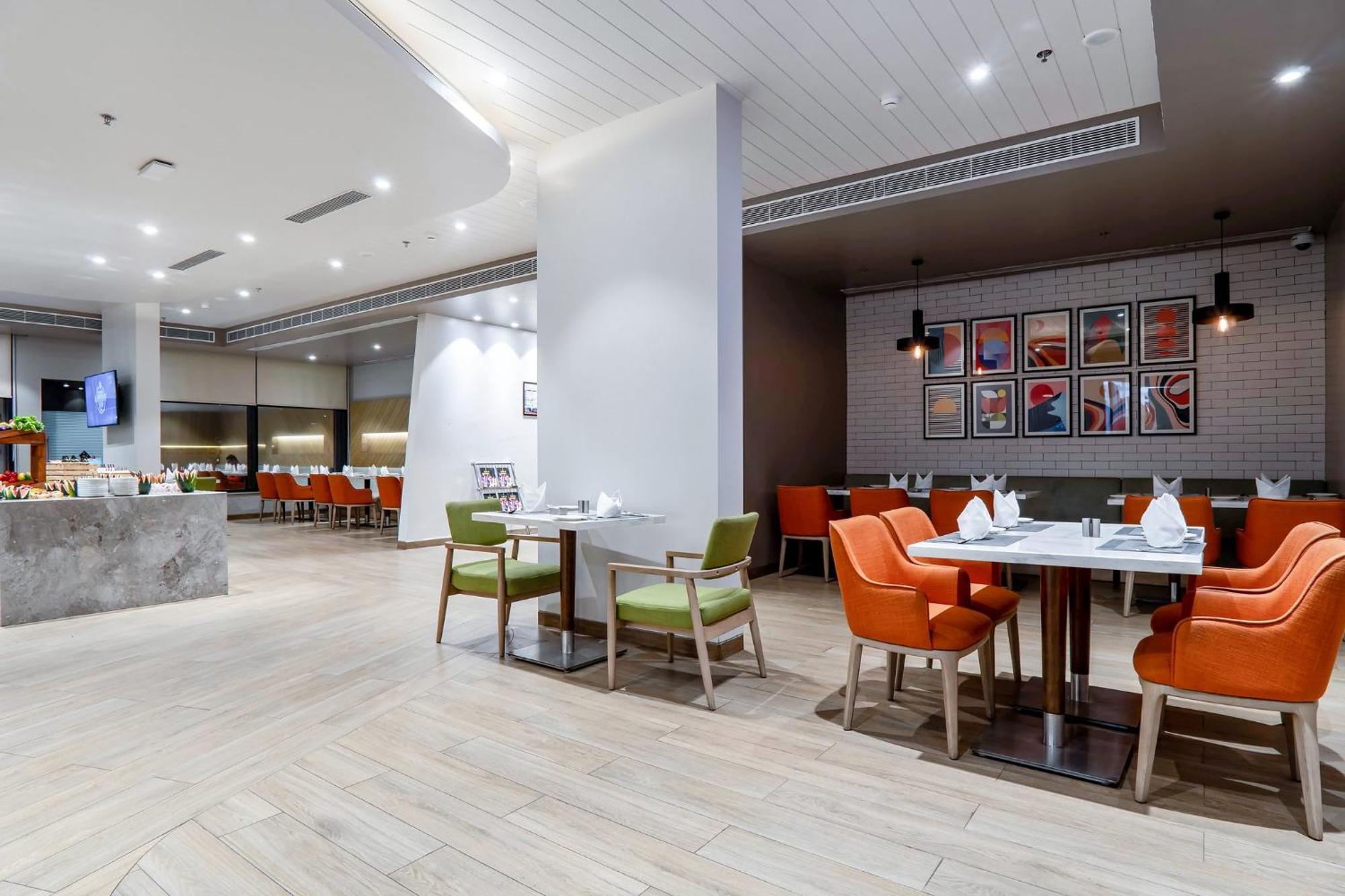 Holiday Inn Katra Vaishno Devi By Ihg Esterno foto